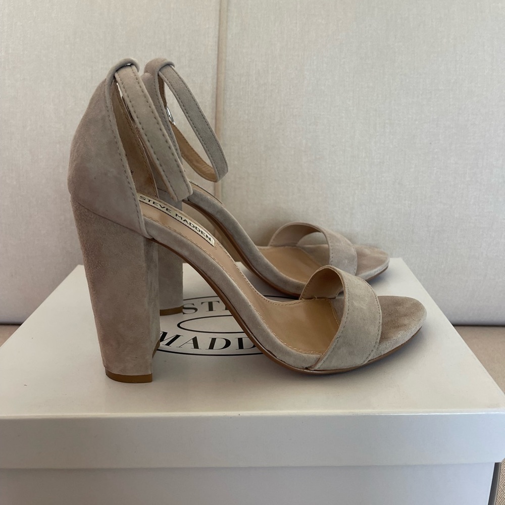 STEVE MADDEN CARRSON Suede Sandals size 7.5
